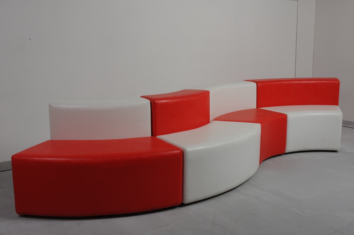 Модульные диваны для школы