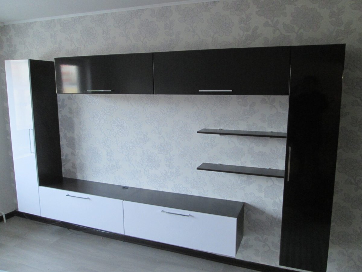 Стенки в зал с нишей под телевизор