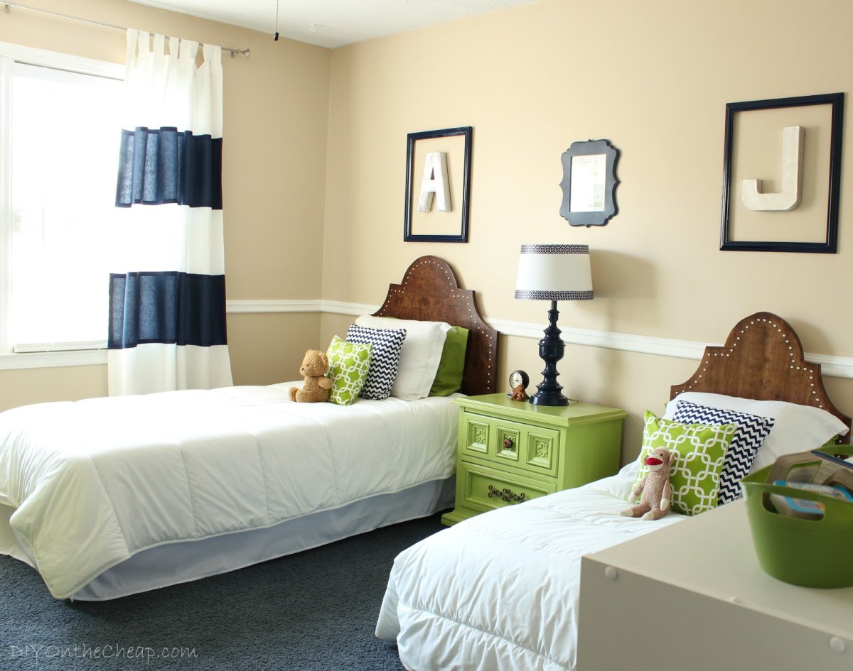 Комната с двумя кроватями