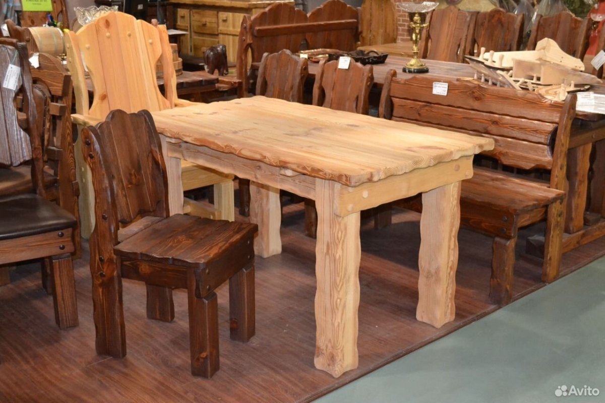 Деревянный стол под старину