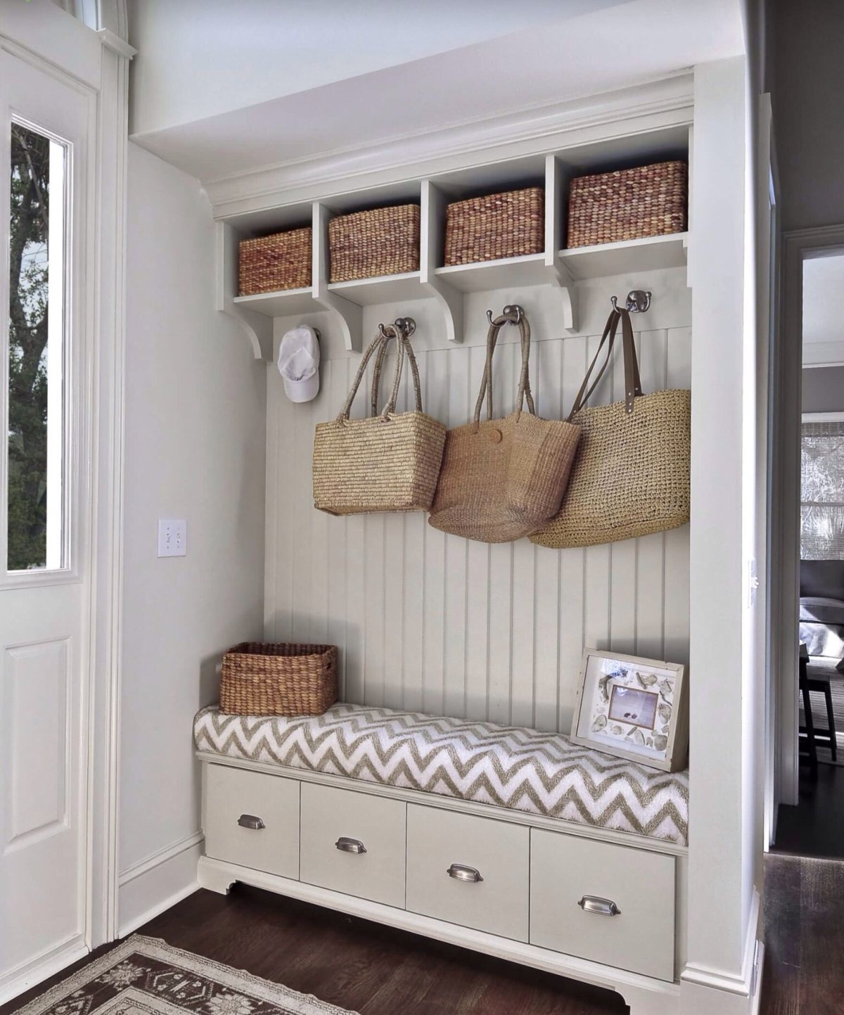 Прихожая в стиле Прованс