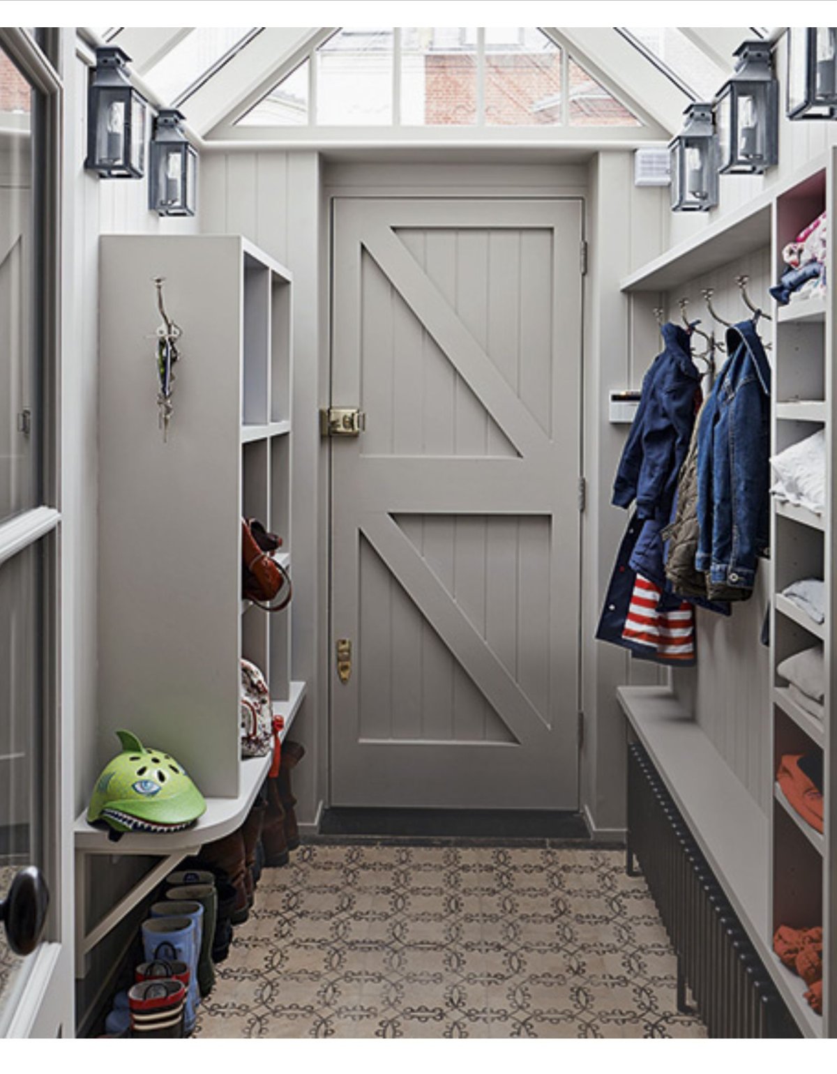 Тамбур прихожая в частном доме