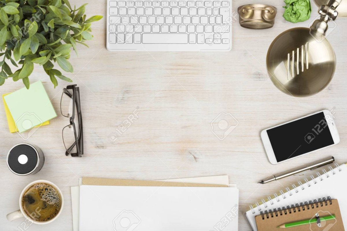 Офисные аксессуары вид сверху