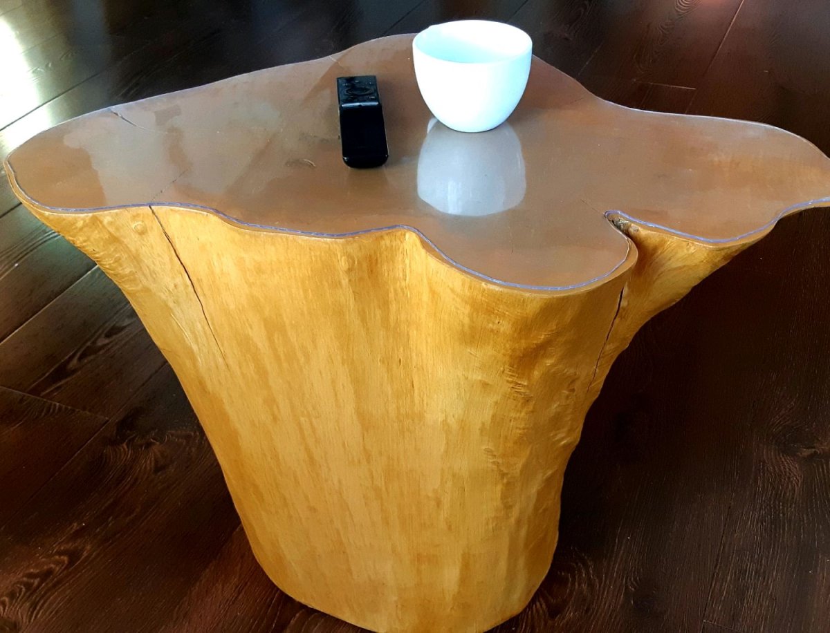 Журнальный столик из пенька