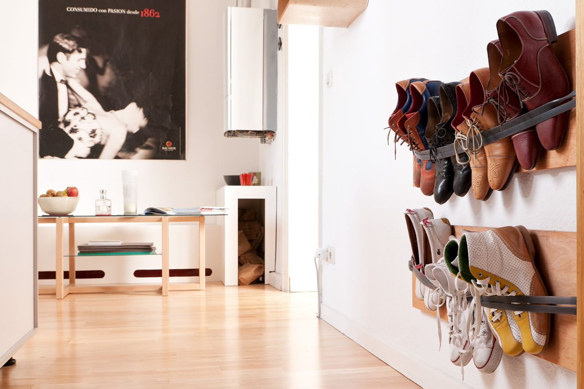 Ботинки в коридоре