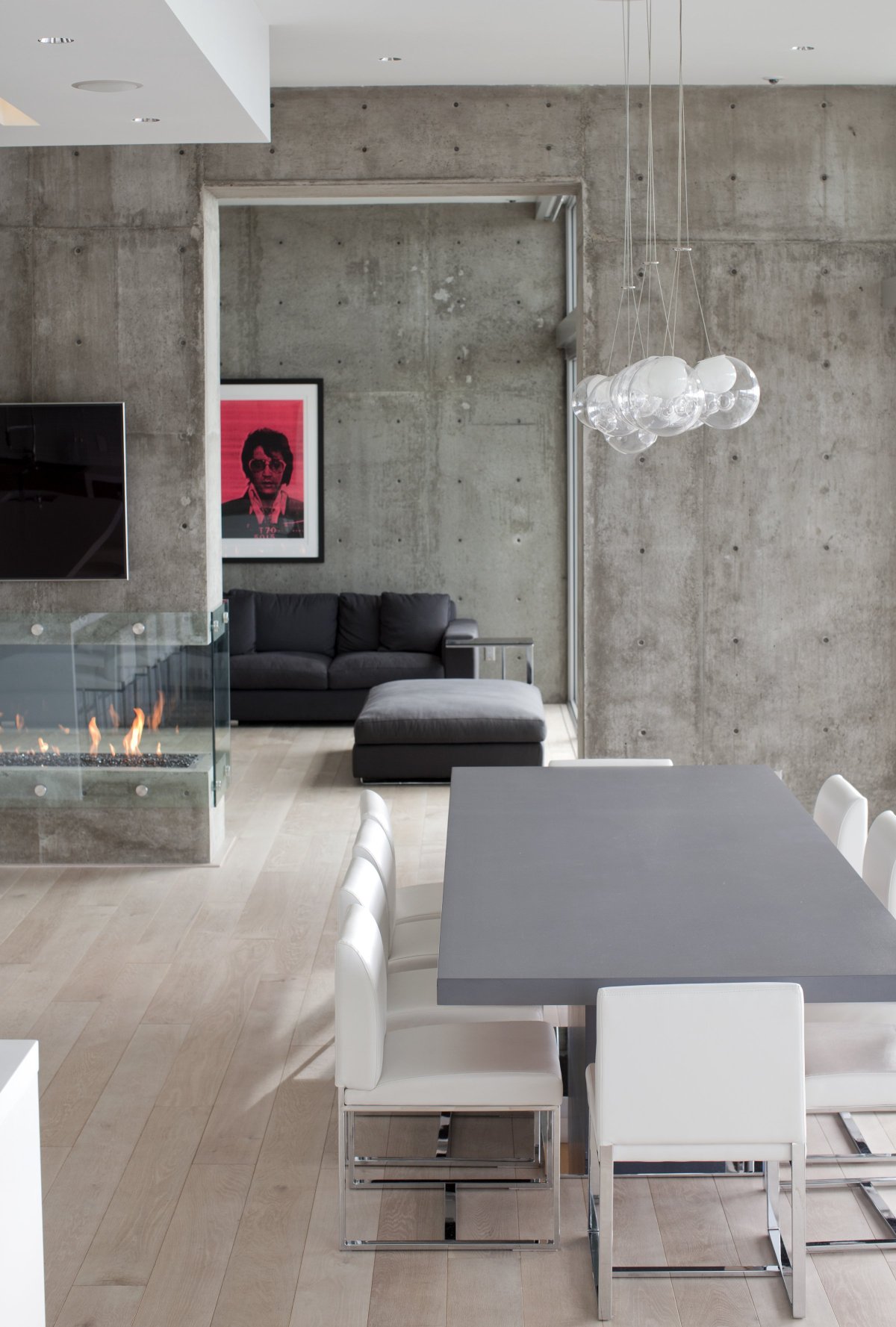 Бетонные стены в интерьере