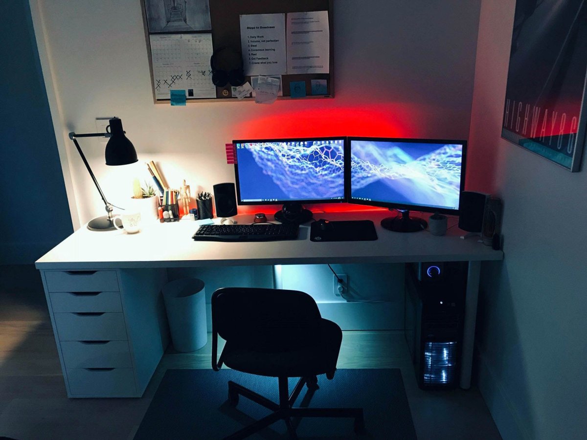 Геймерская комната Минимализм