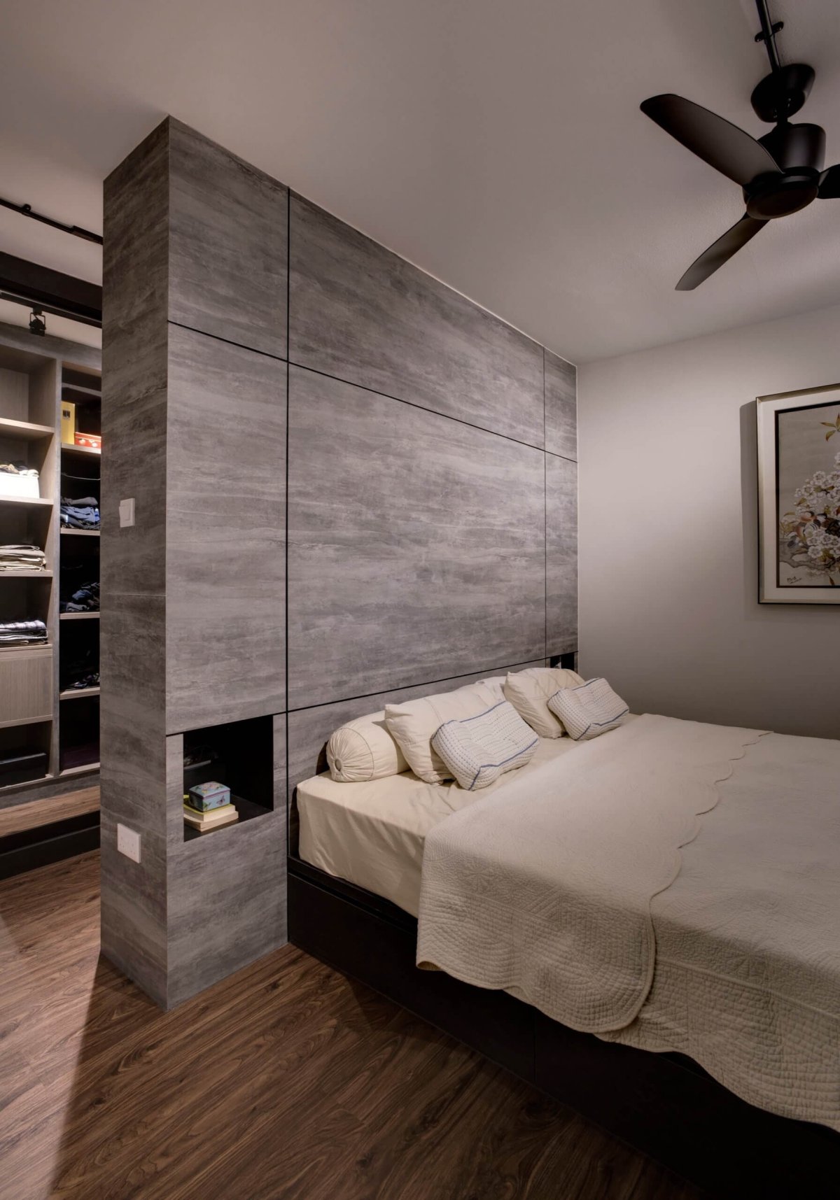 Современная спальня с гардеробной