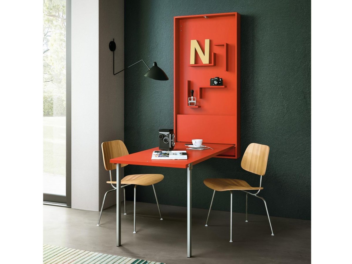 Складной стол на стену