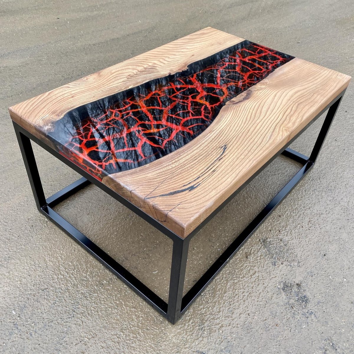 Эпоксидный стол лава