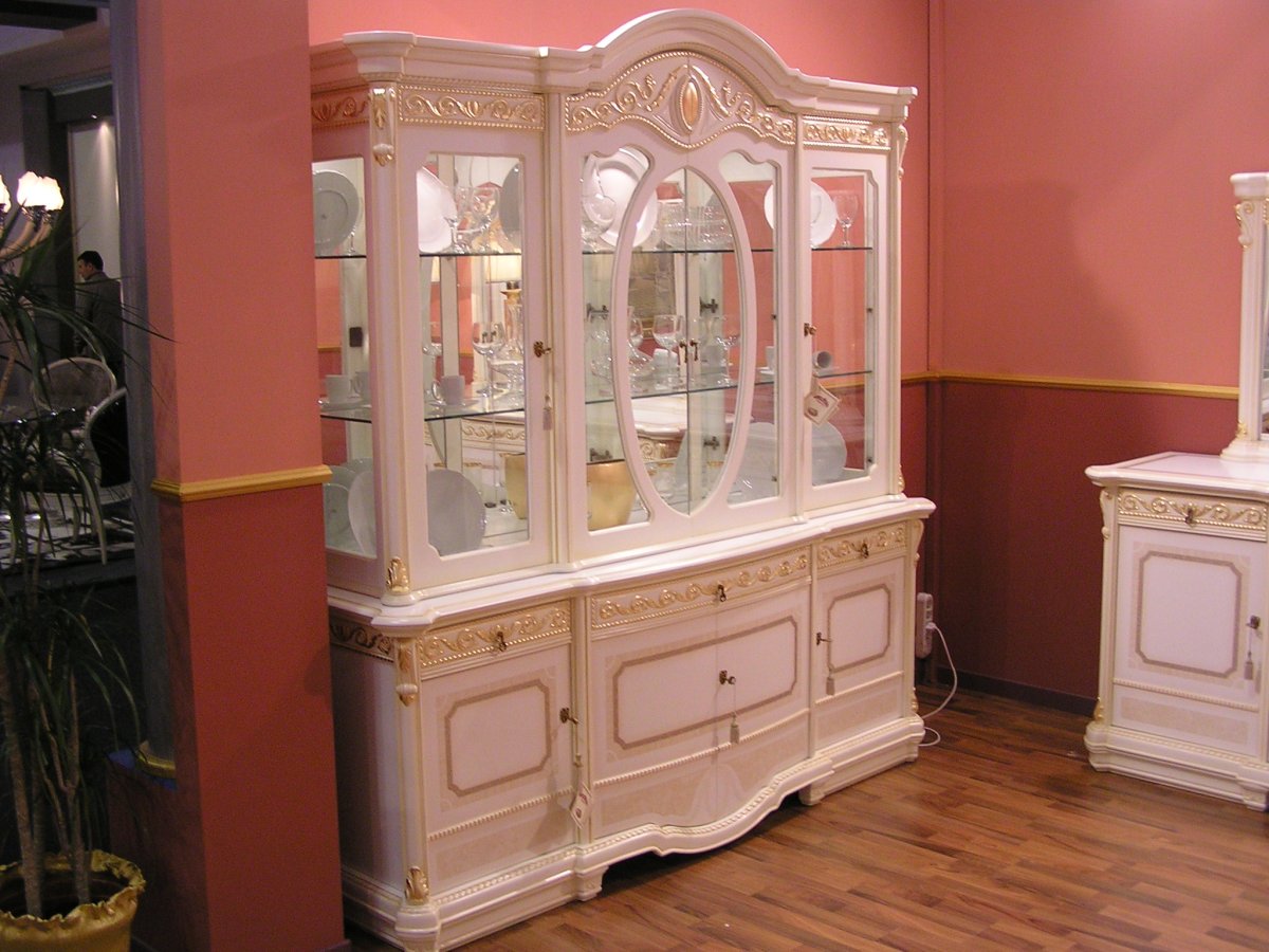 Сервант горка