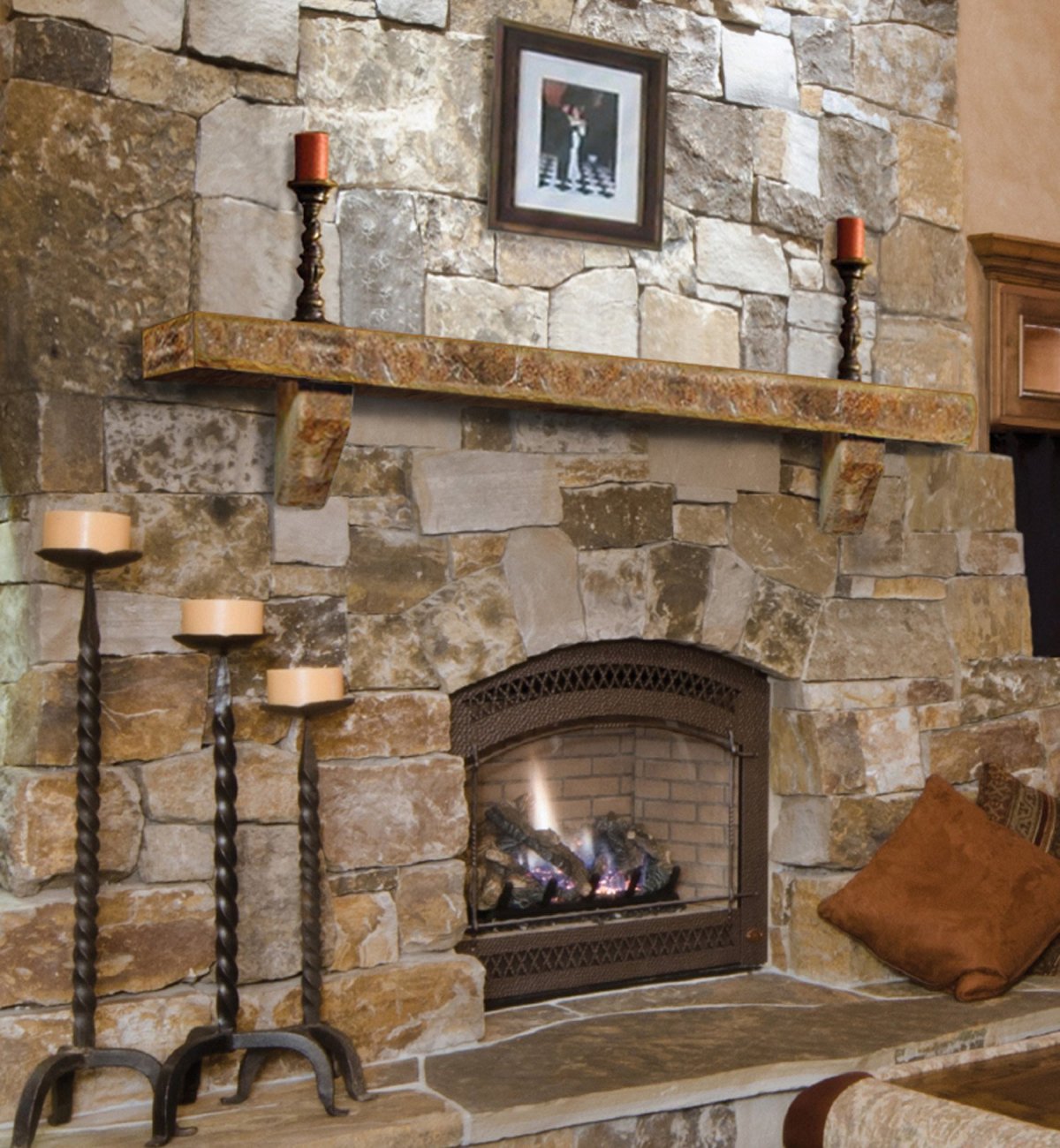 Каминная полка из камня