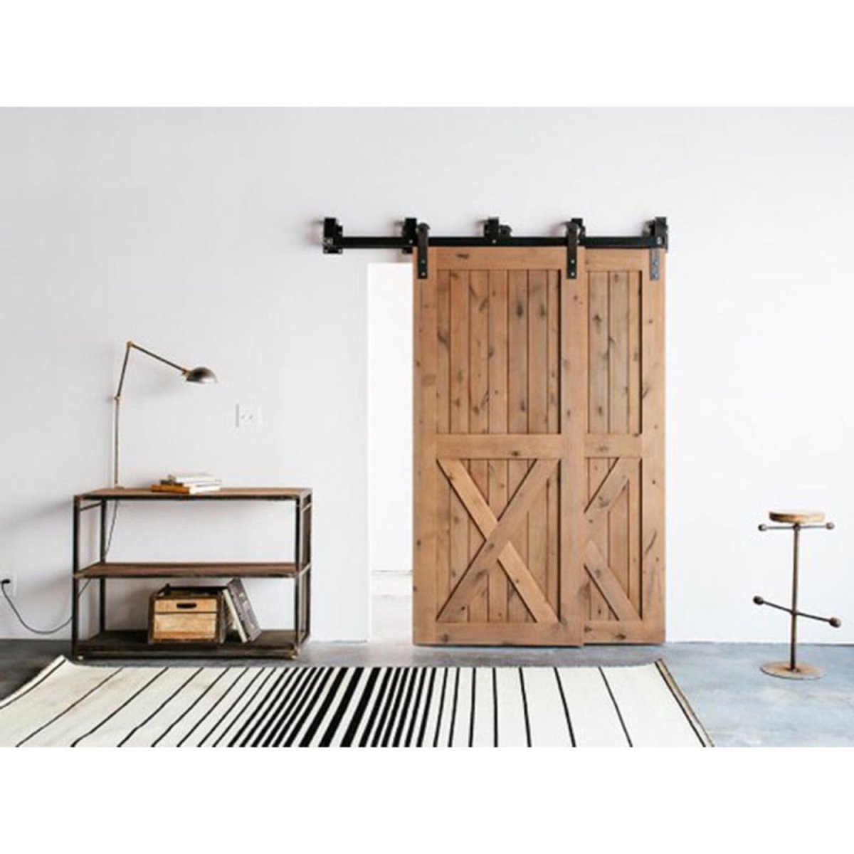 Амбарная откатная дверь лофт