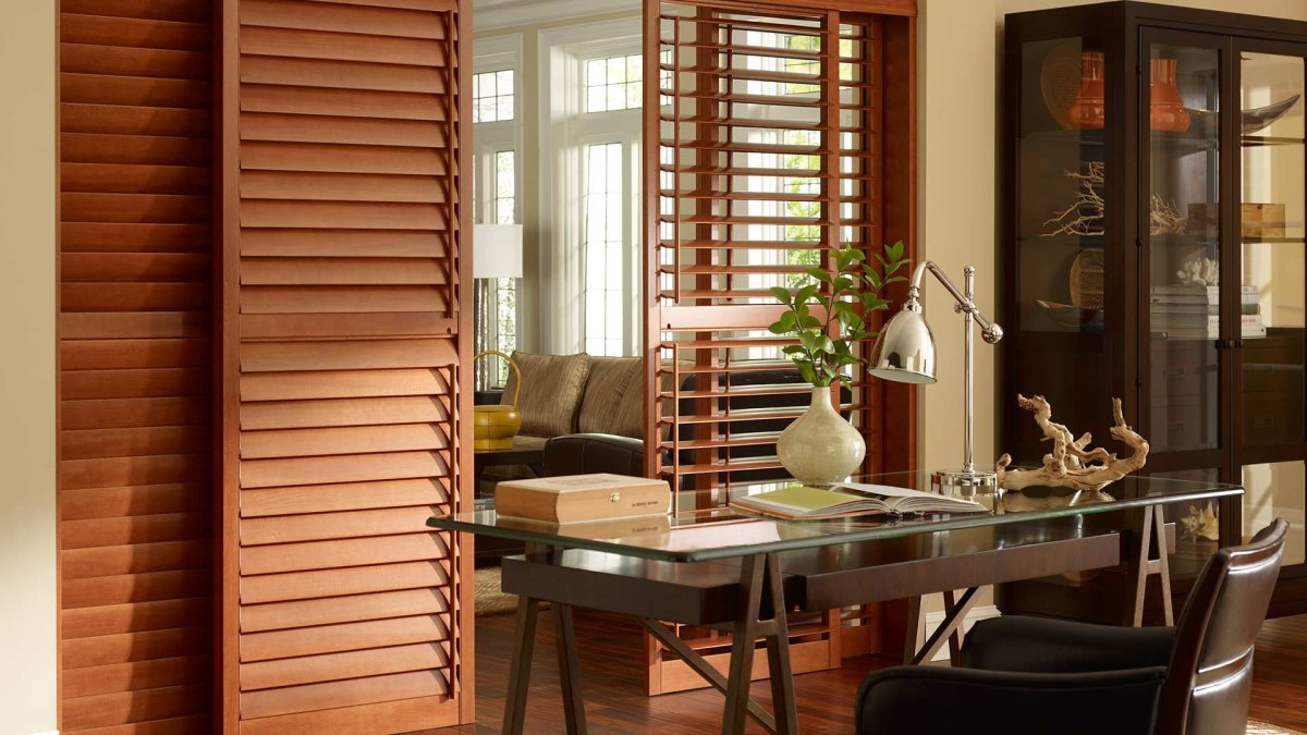 Жалюзийные двери межкомнатные