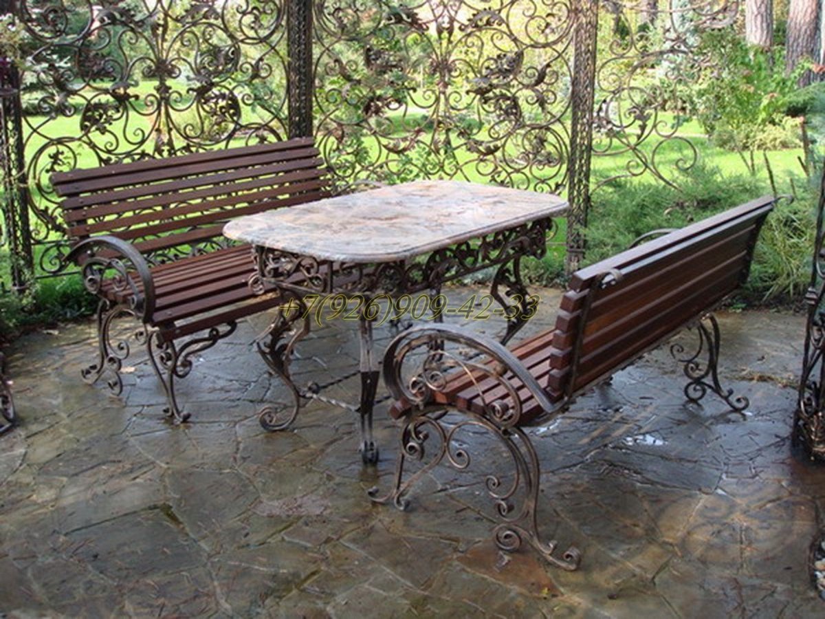 Кованые лавочки и столы