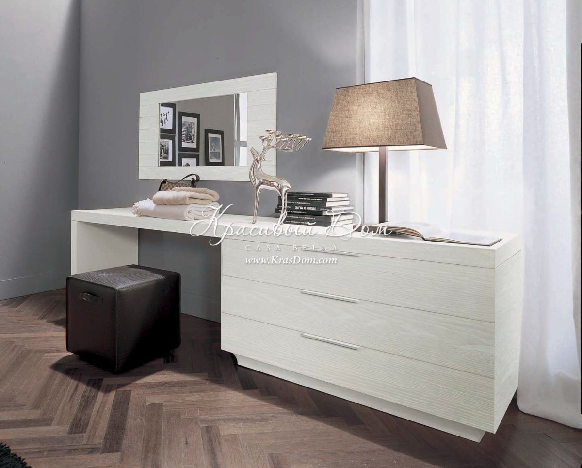 Длинная тумба с туалетным столиком