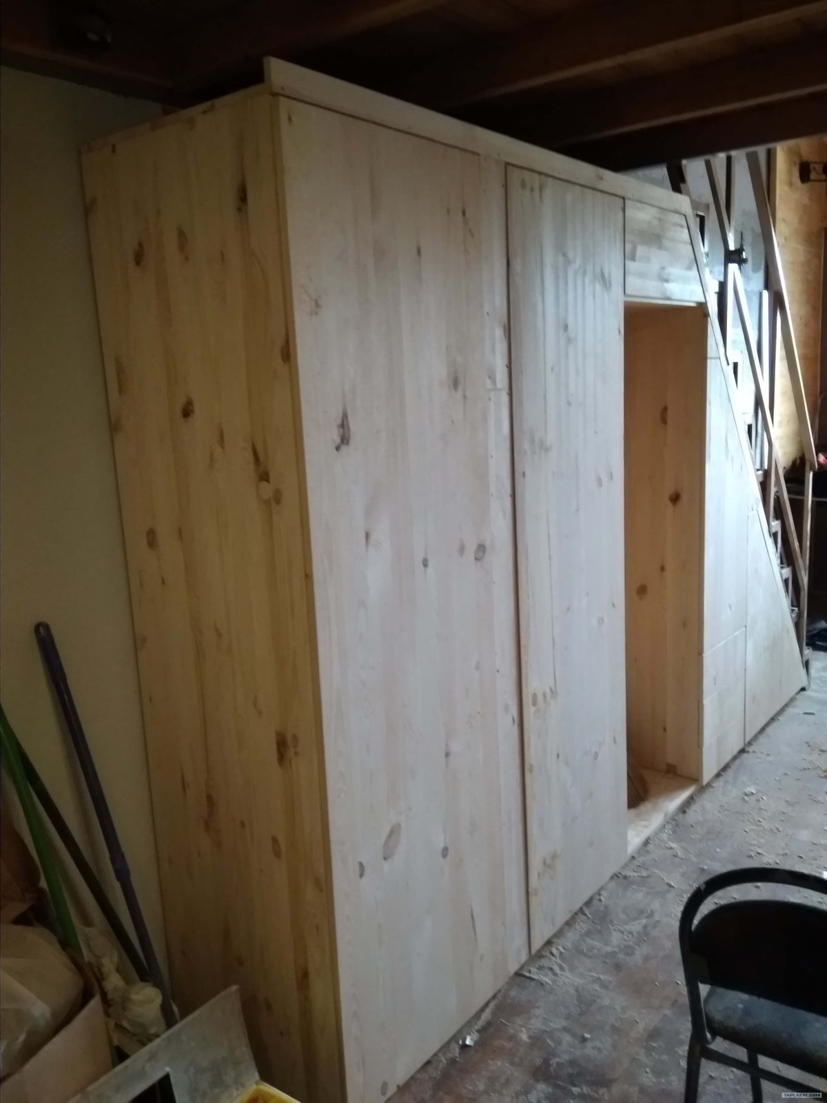 Дверца шкафа из мебельного щита