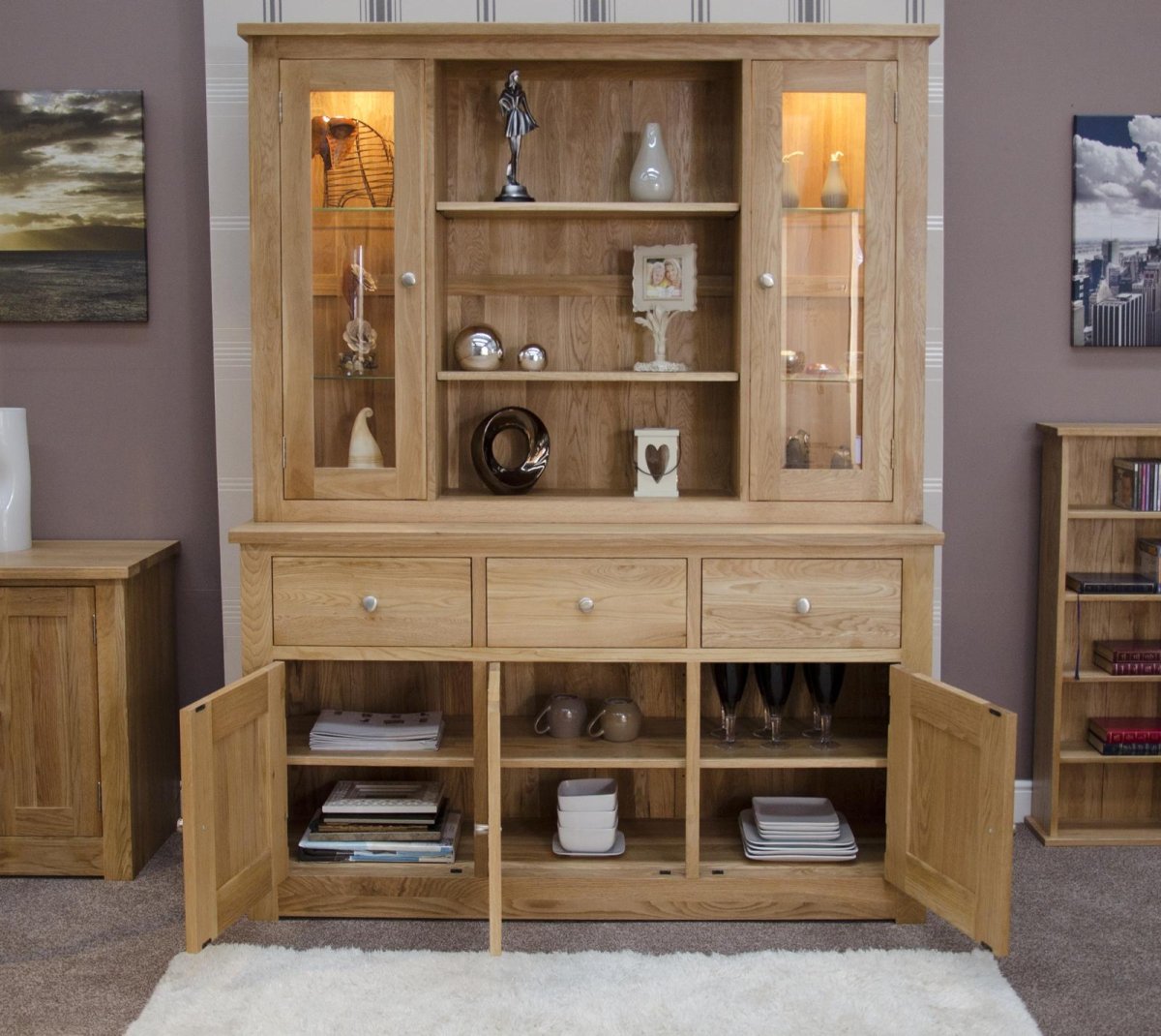 Сервант современный дерево