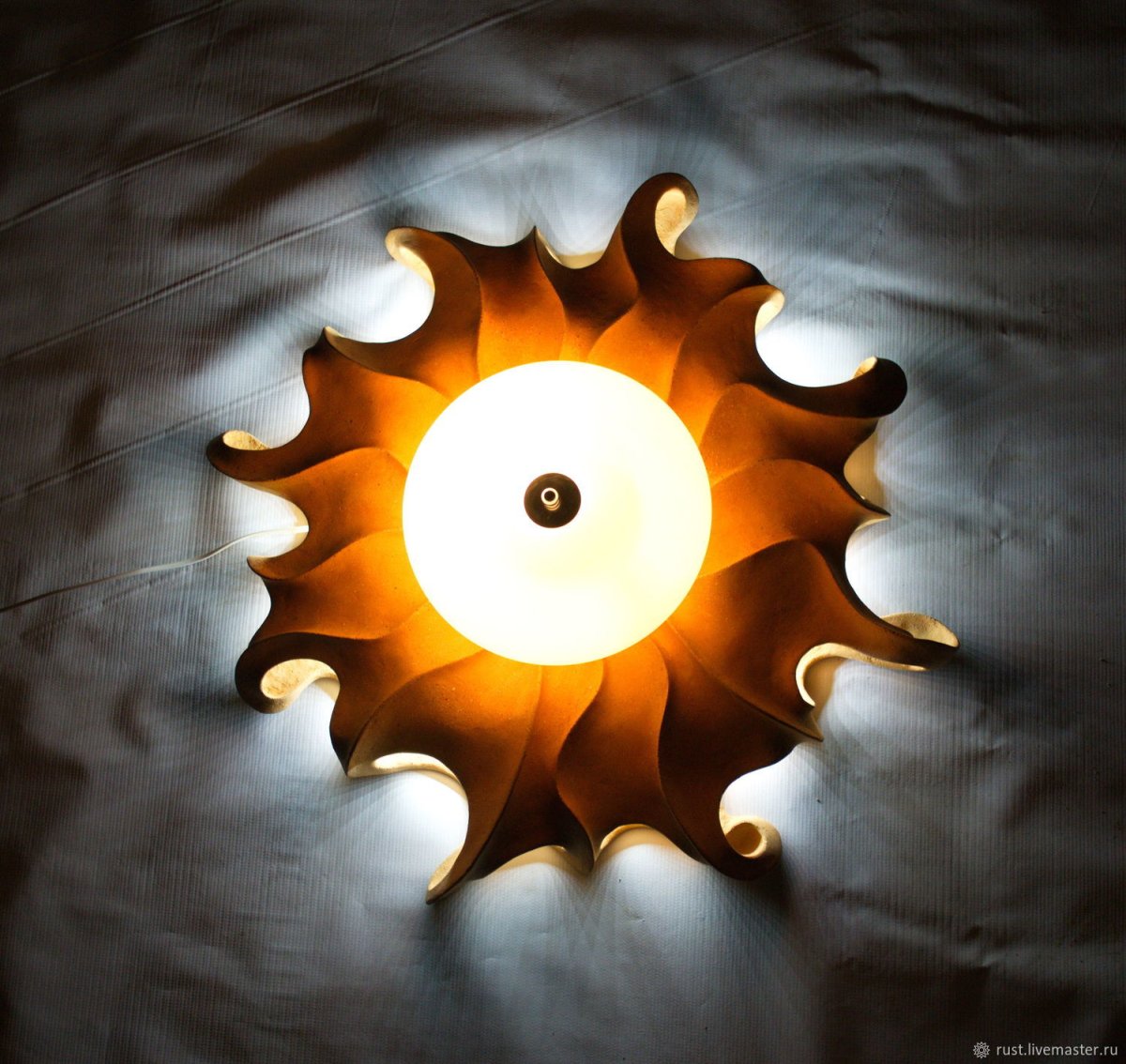 Светильник солнце