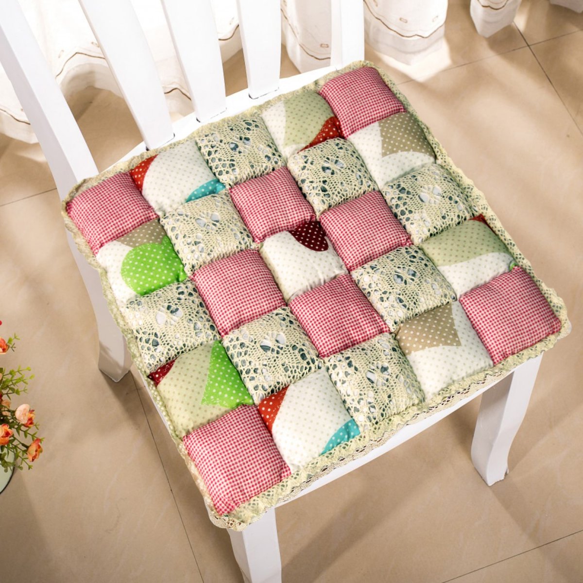 Сидушки на стулья в стиле пэчворк