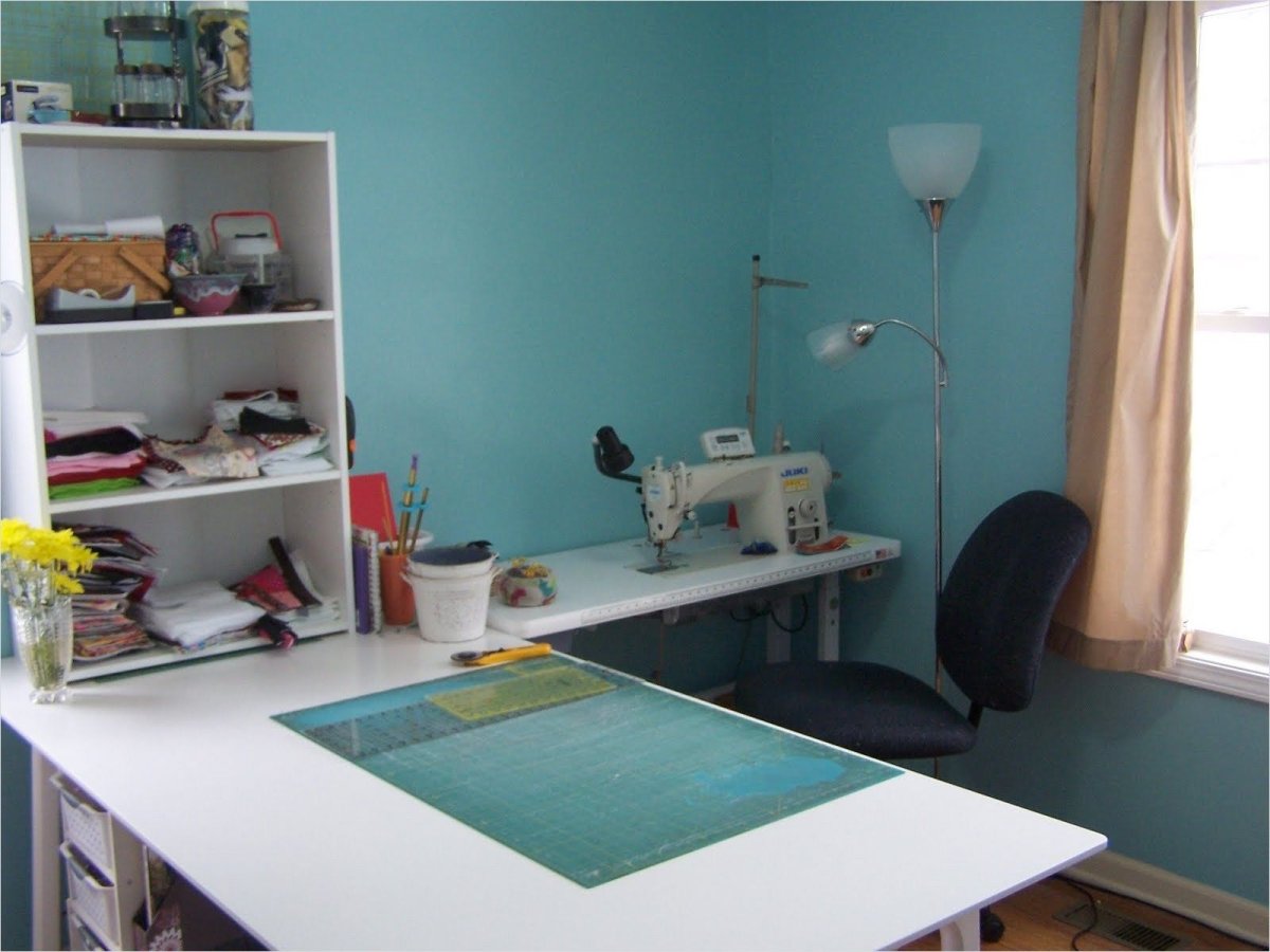 Организация рабочего места для шитья мебелью икеа