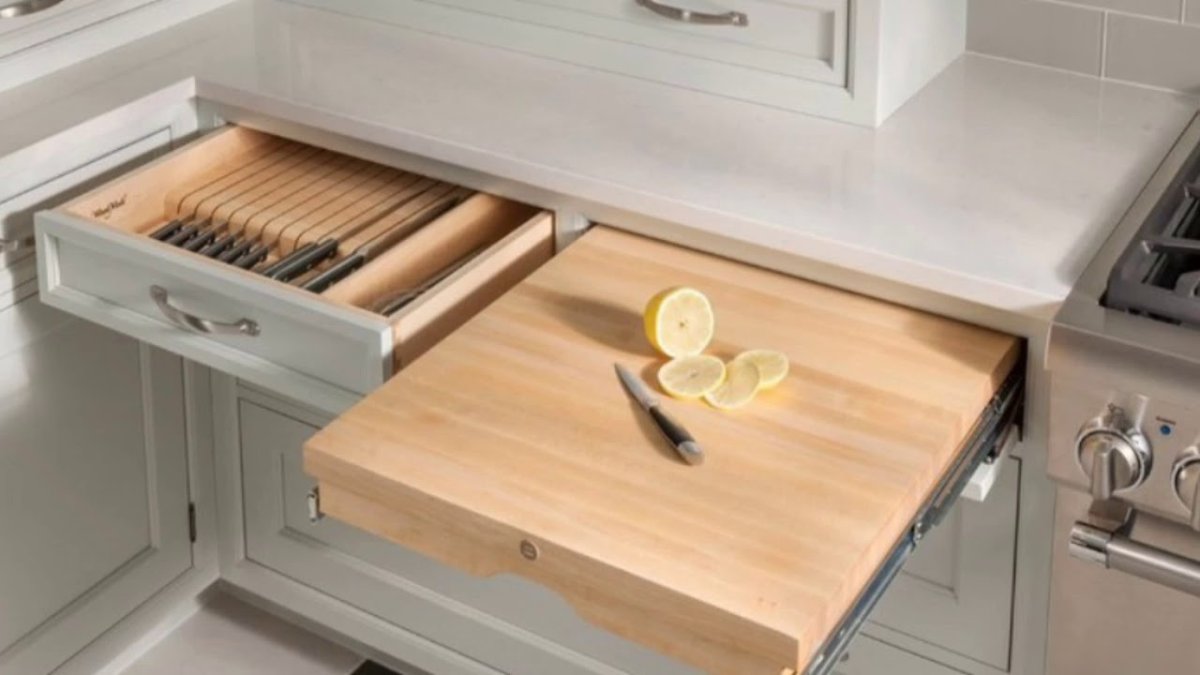Выдвижная разделочная доска для кухни