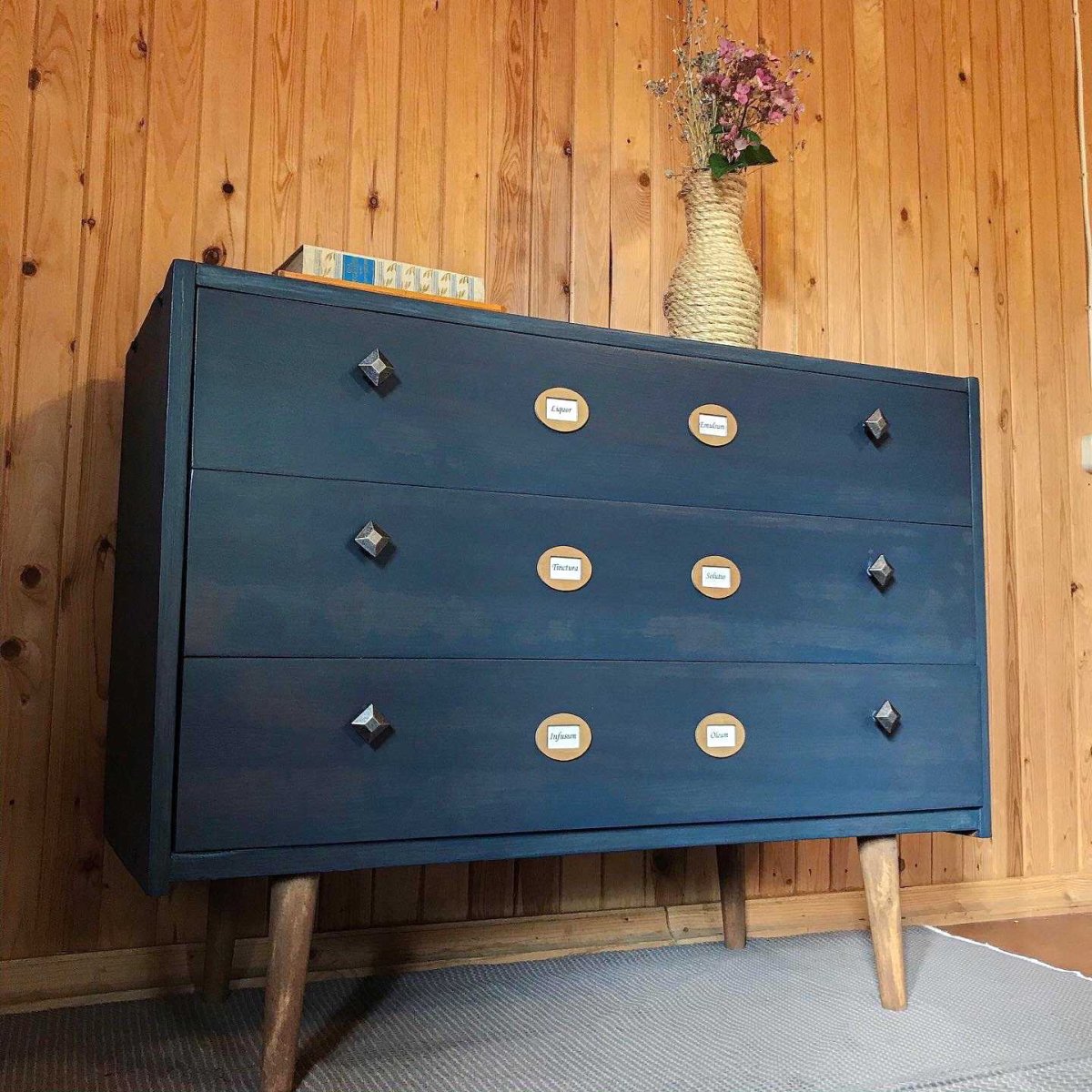 Переделка старого комода