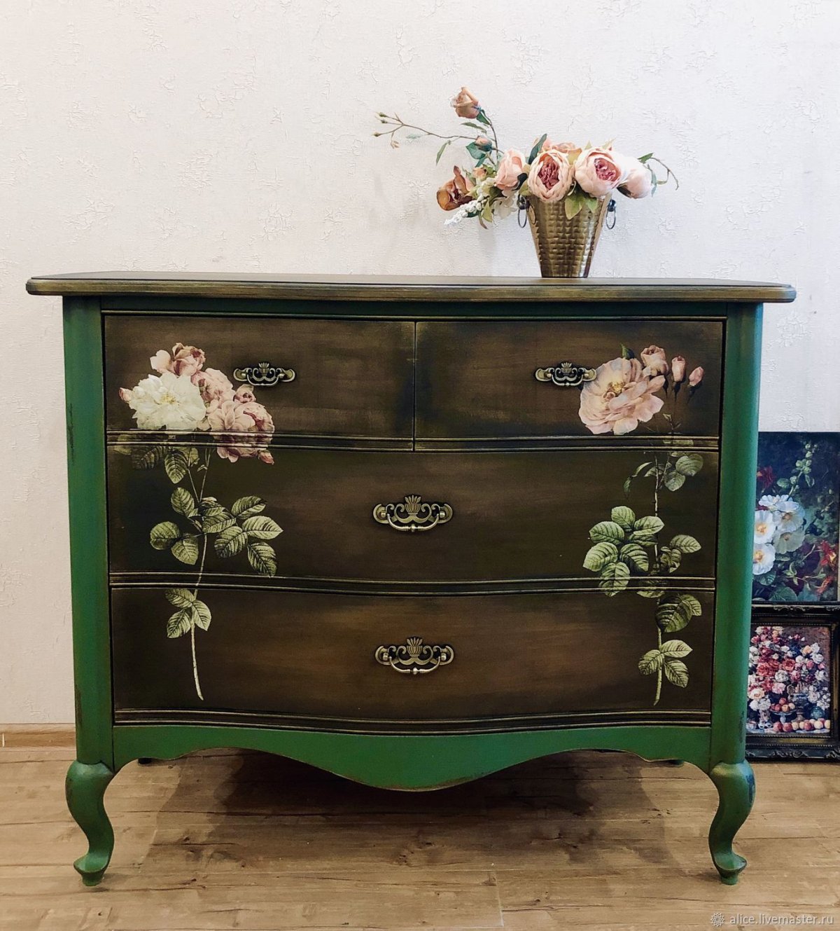 Анастасия Маковская комоды