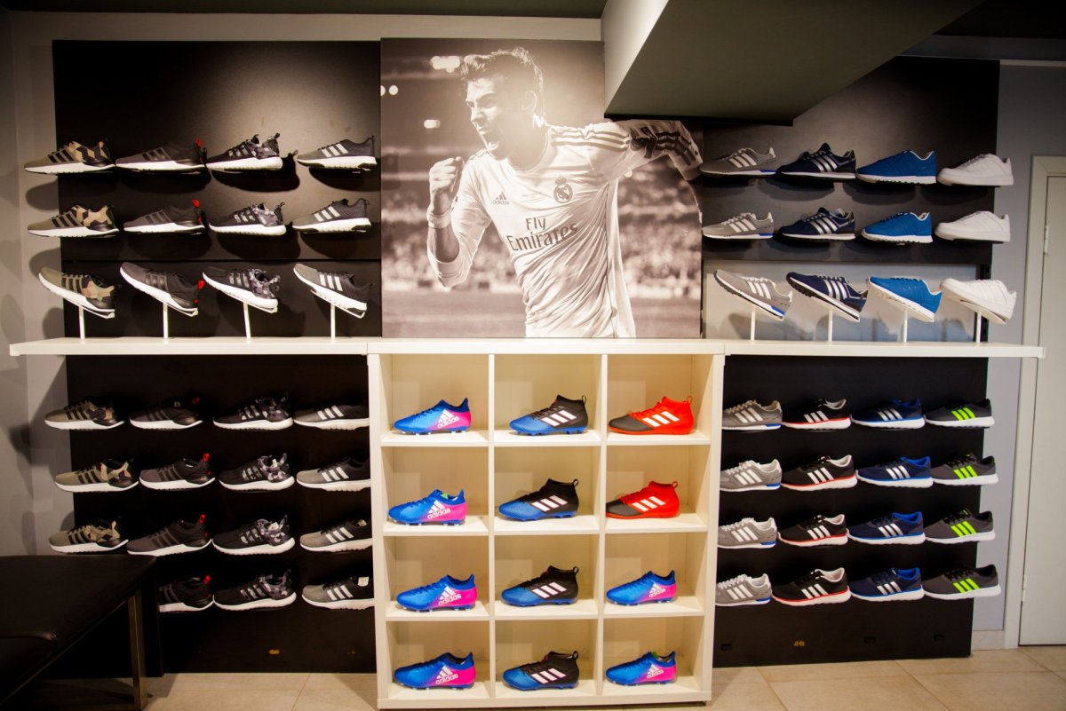 Спортивные магазины adidas