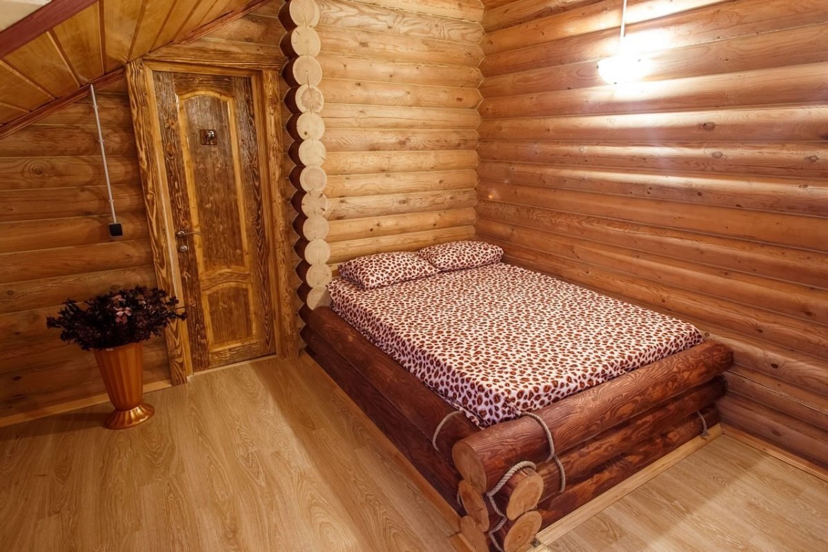 Диван для бани в комнату отдыха