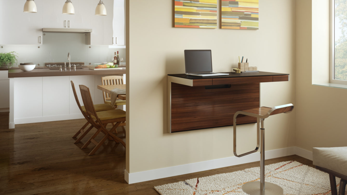 Стол письменный пристенный