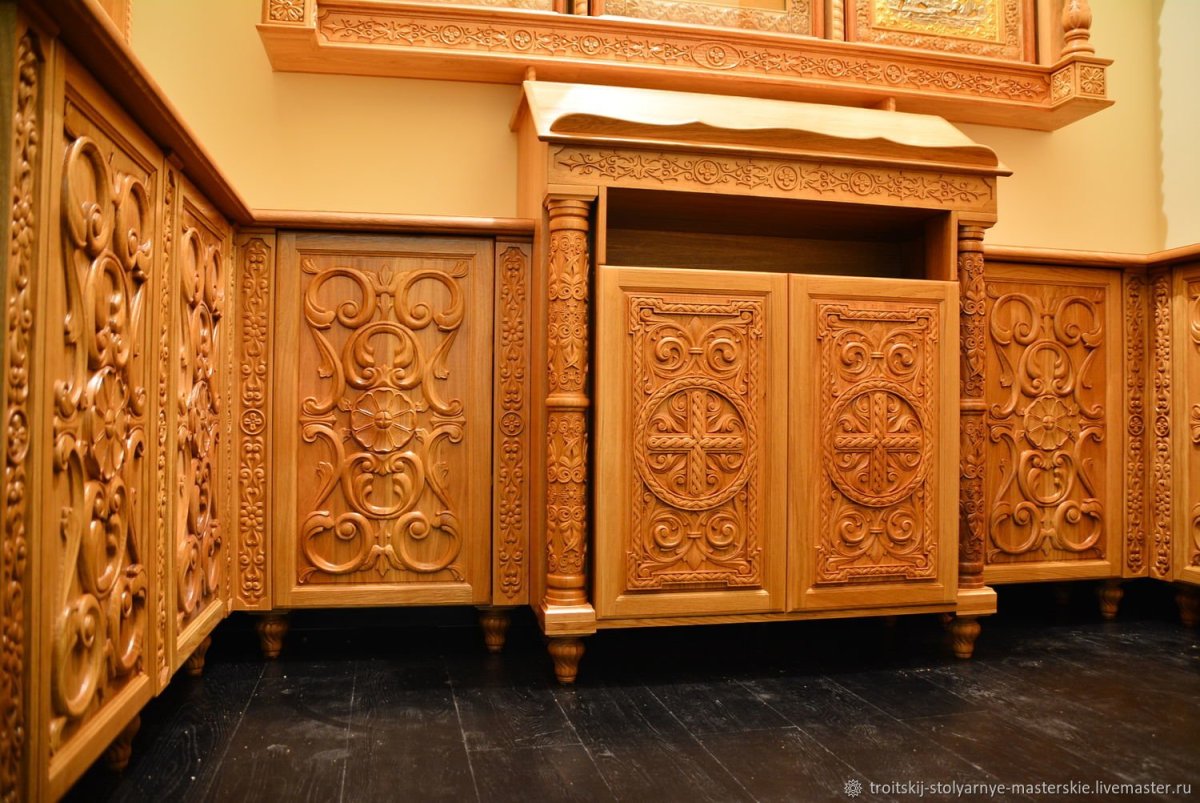 Деревянная резная мебель