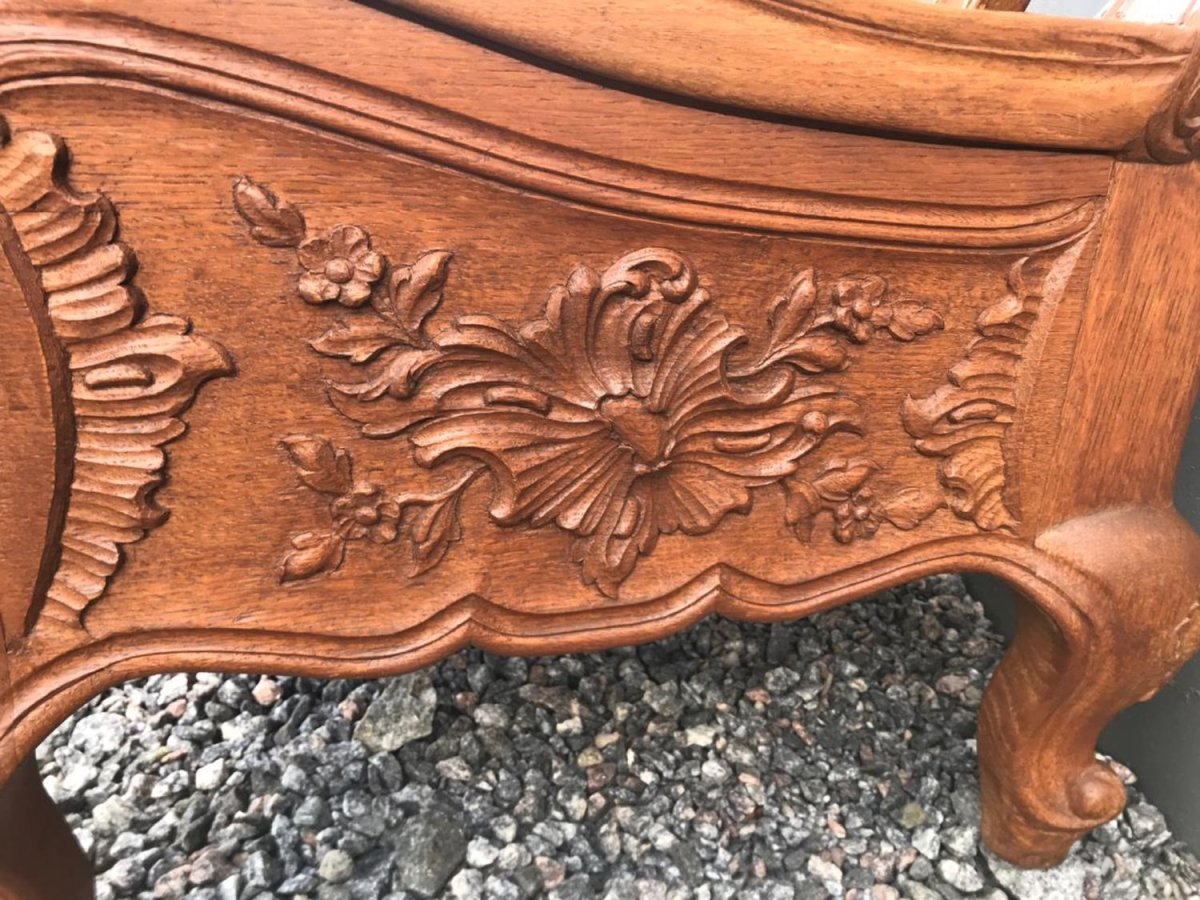 Резная мебель из дерева