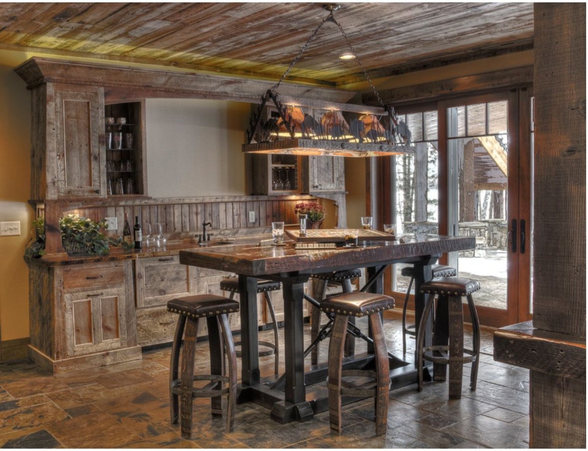 Барная стойка в стиле Кантри