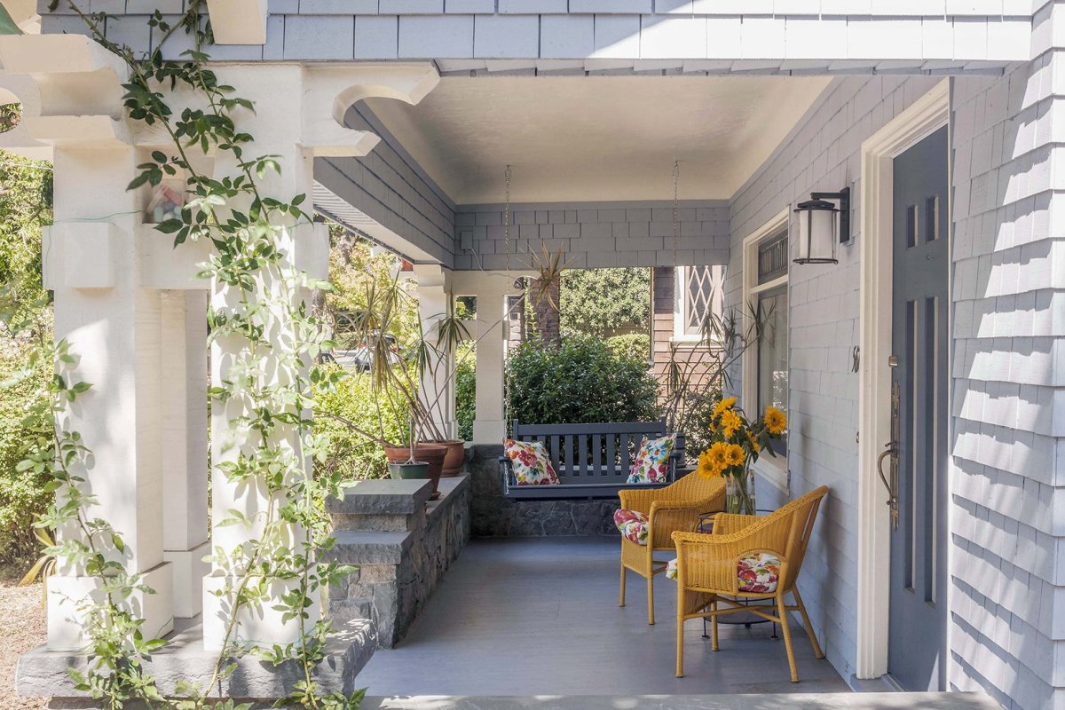 Благоустройство крыльца