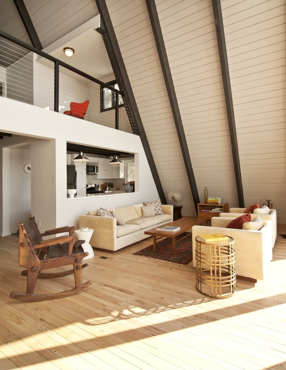 Дом-шалаш интерьер Эндрю Геллер