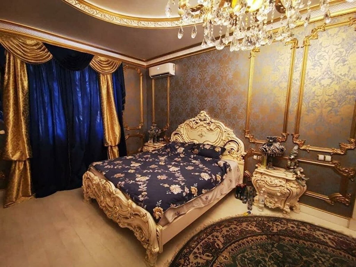 Золотой унитаз ГИБДД Ставрополь