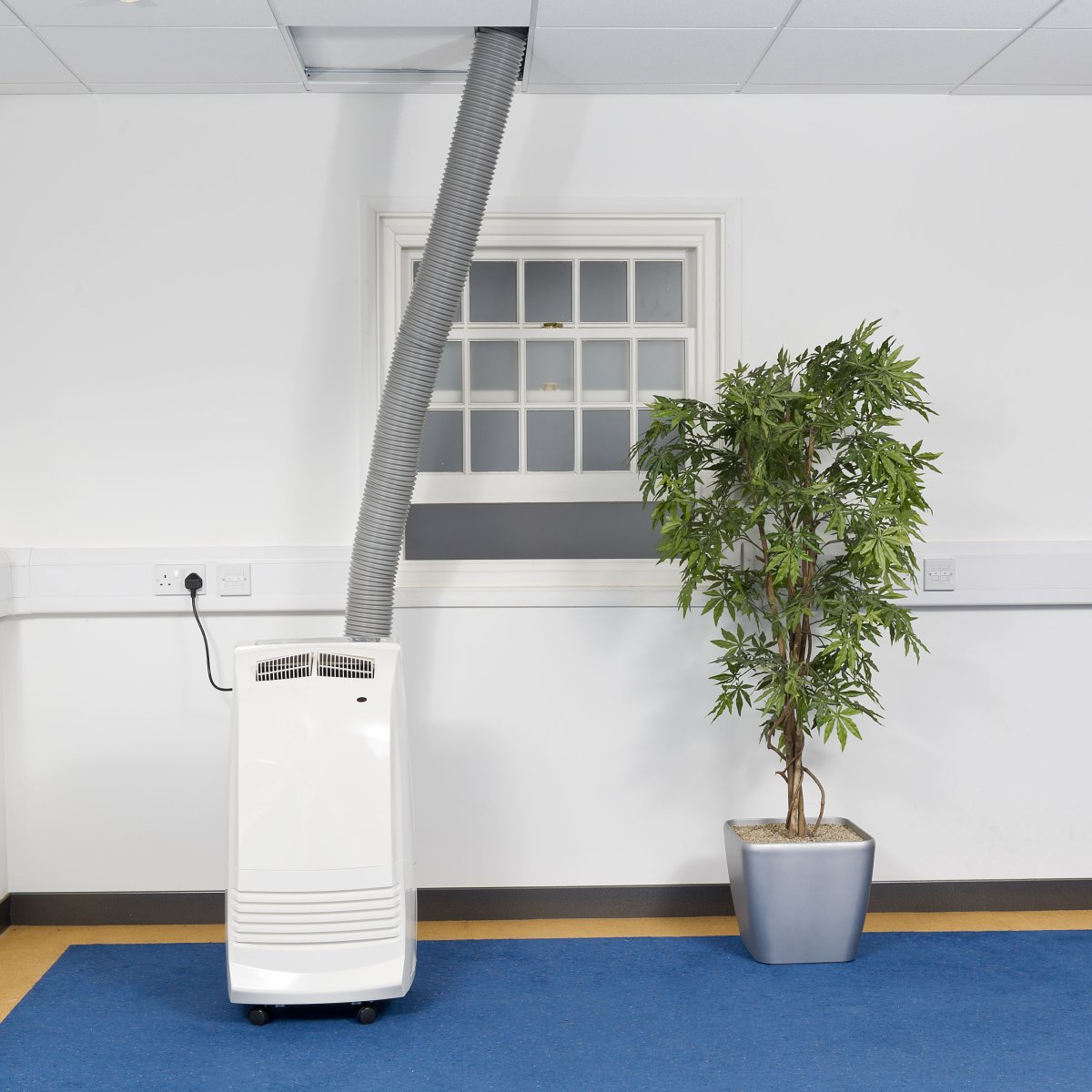 Напольный кондиционер без воздуховода Ballu