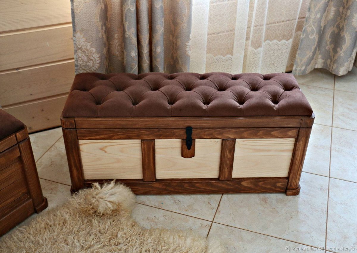 Пуфик в прихожую