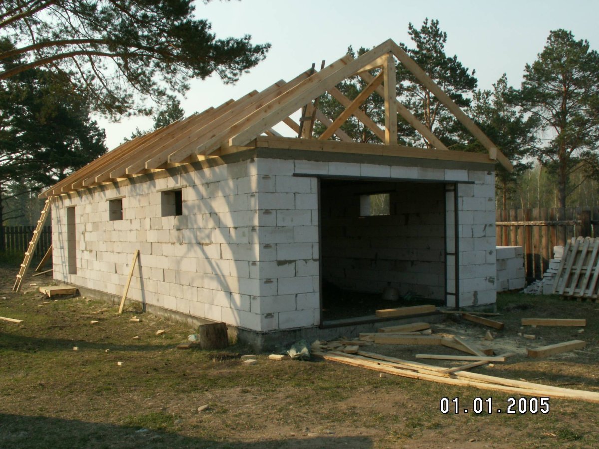 Гараж из пеноблоков