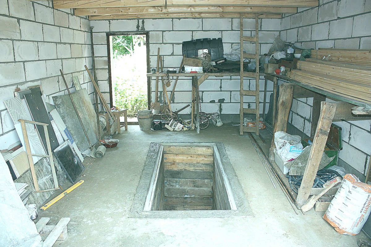 Стройка гаража