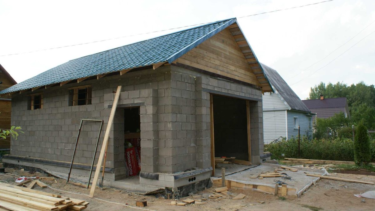 Постройка гаража из блоков