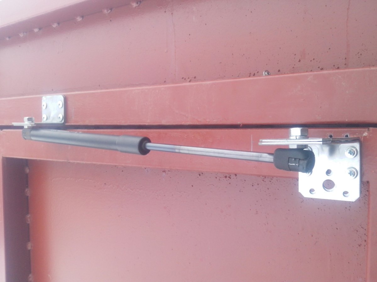 Газовый упор доводчик двери