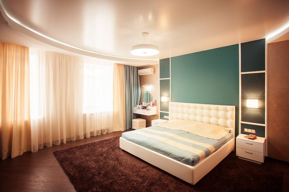 Подвесной потолок в спальне