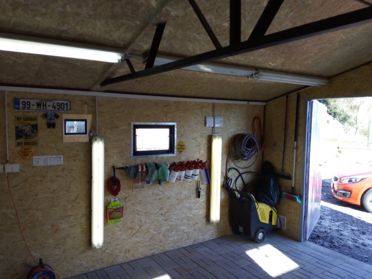 Уютный гараж