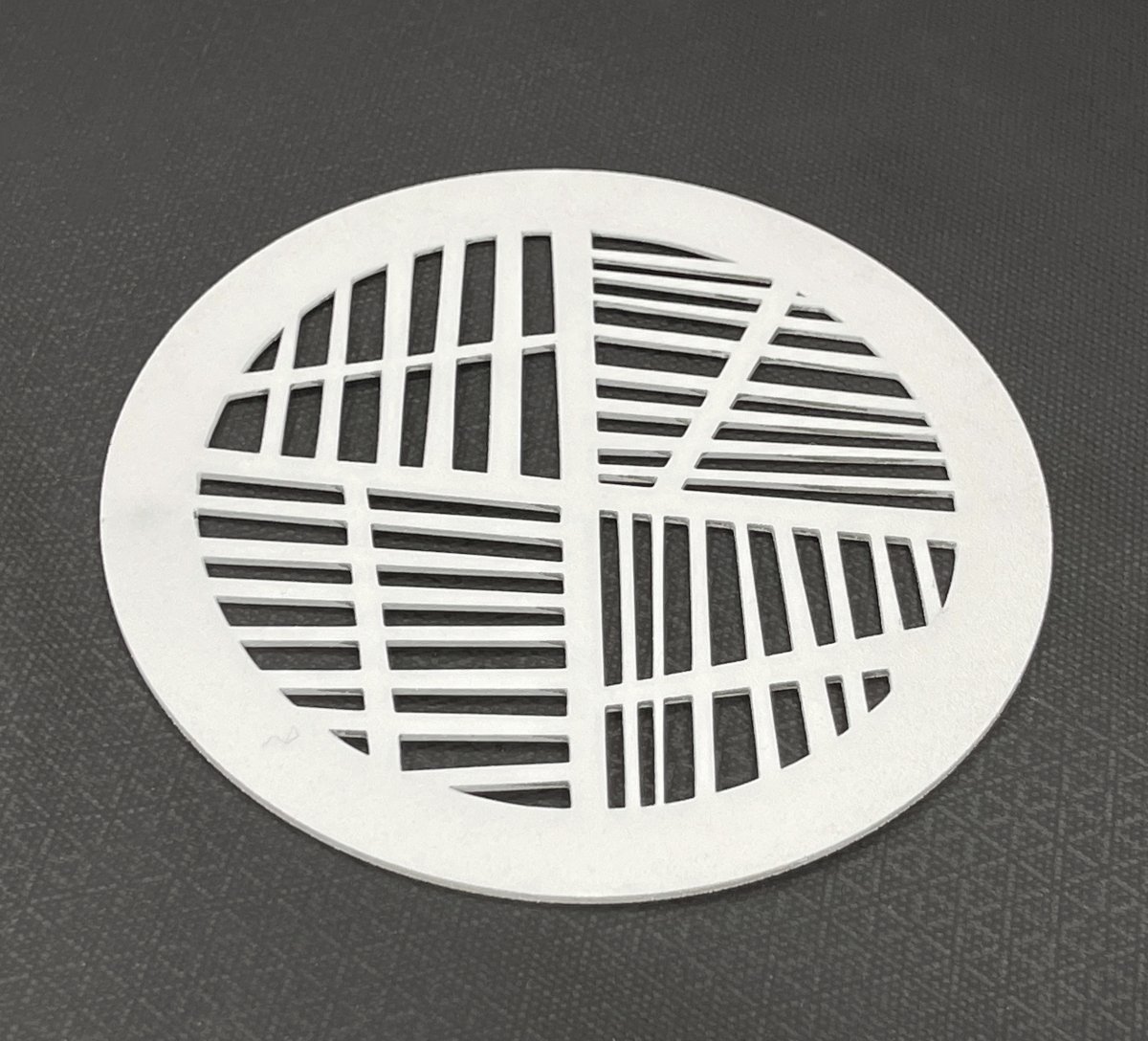 Магнитные вентиляционные решетки для натяжных потолков