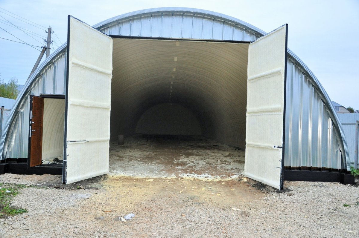 Бескаркасные арочные ангары