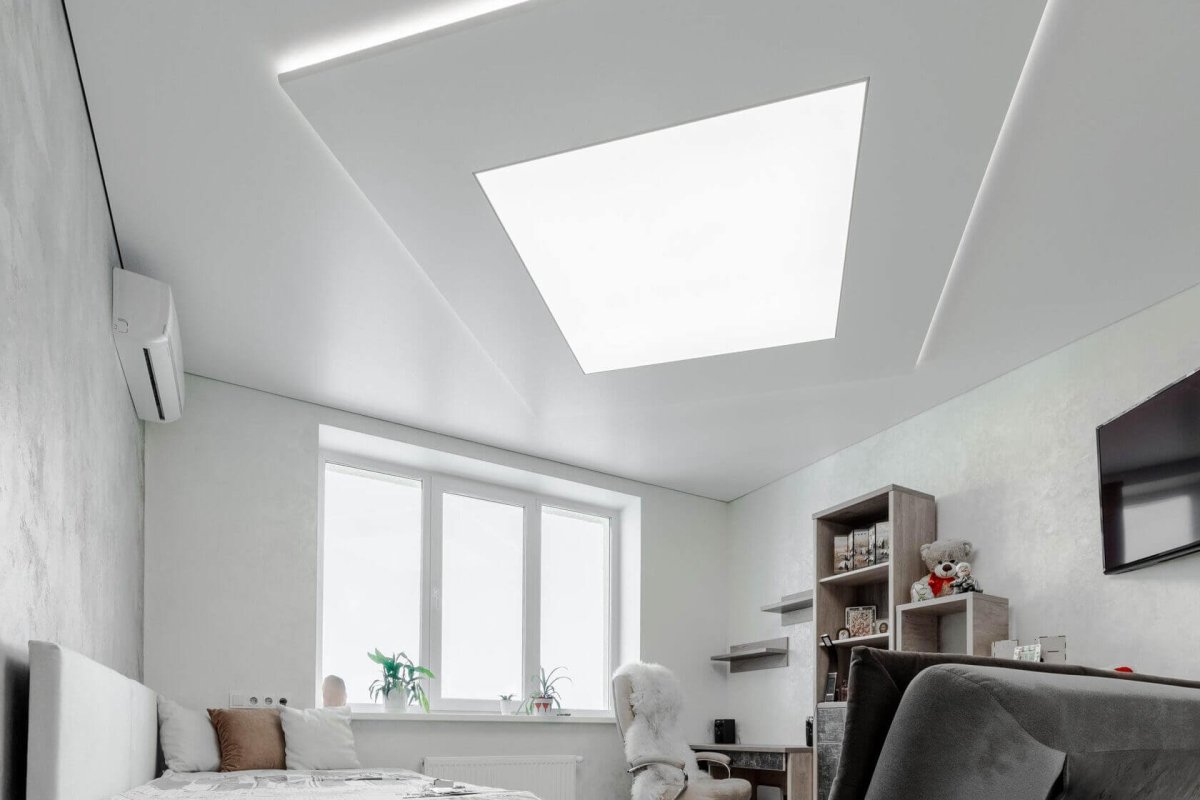 Светящийся натяжной потолок