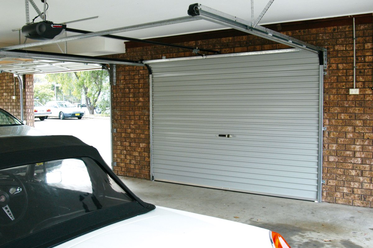 Подъемно поворотные ворота