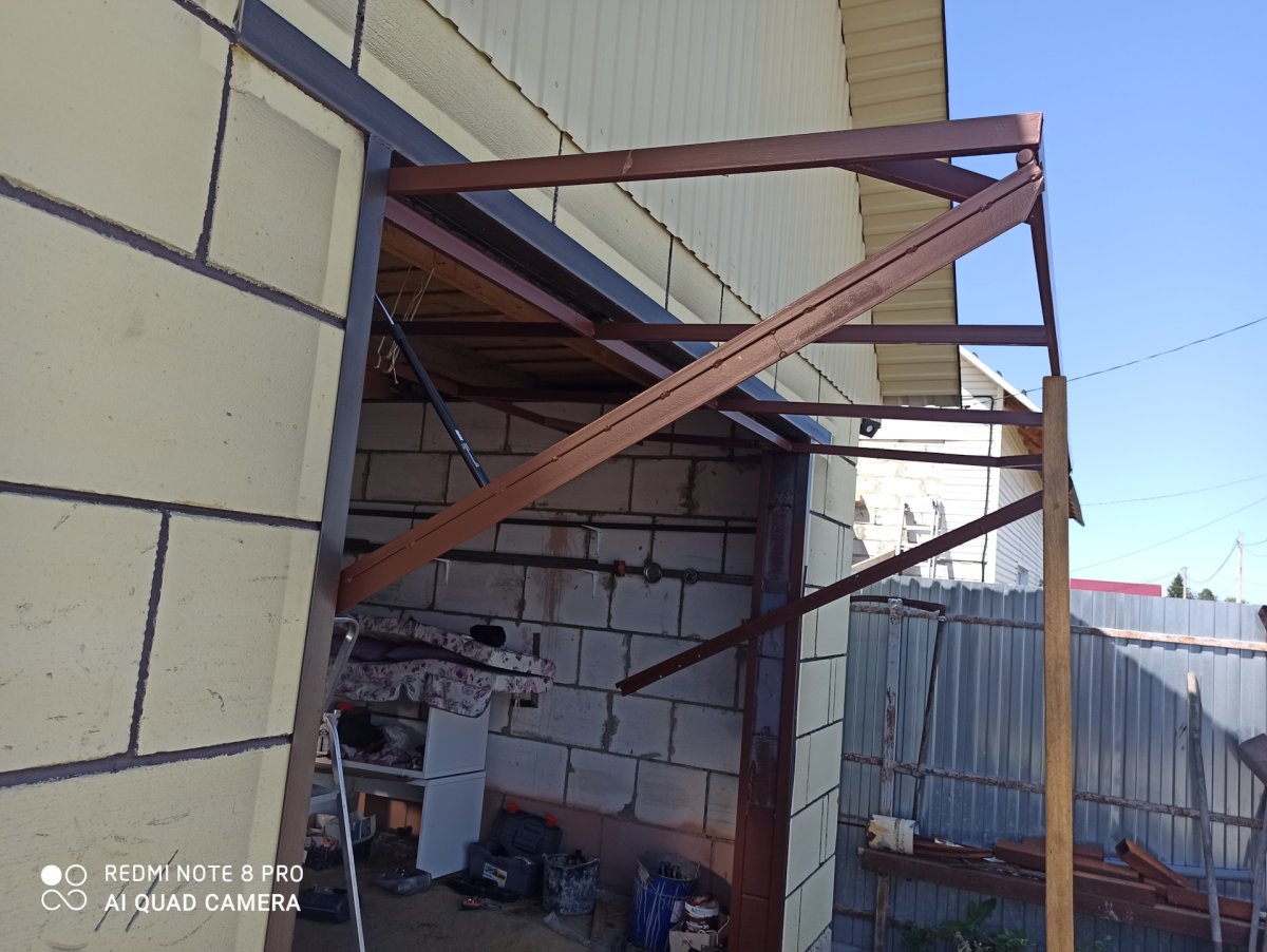 Подъёмно-поворотные ворота Арктика